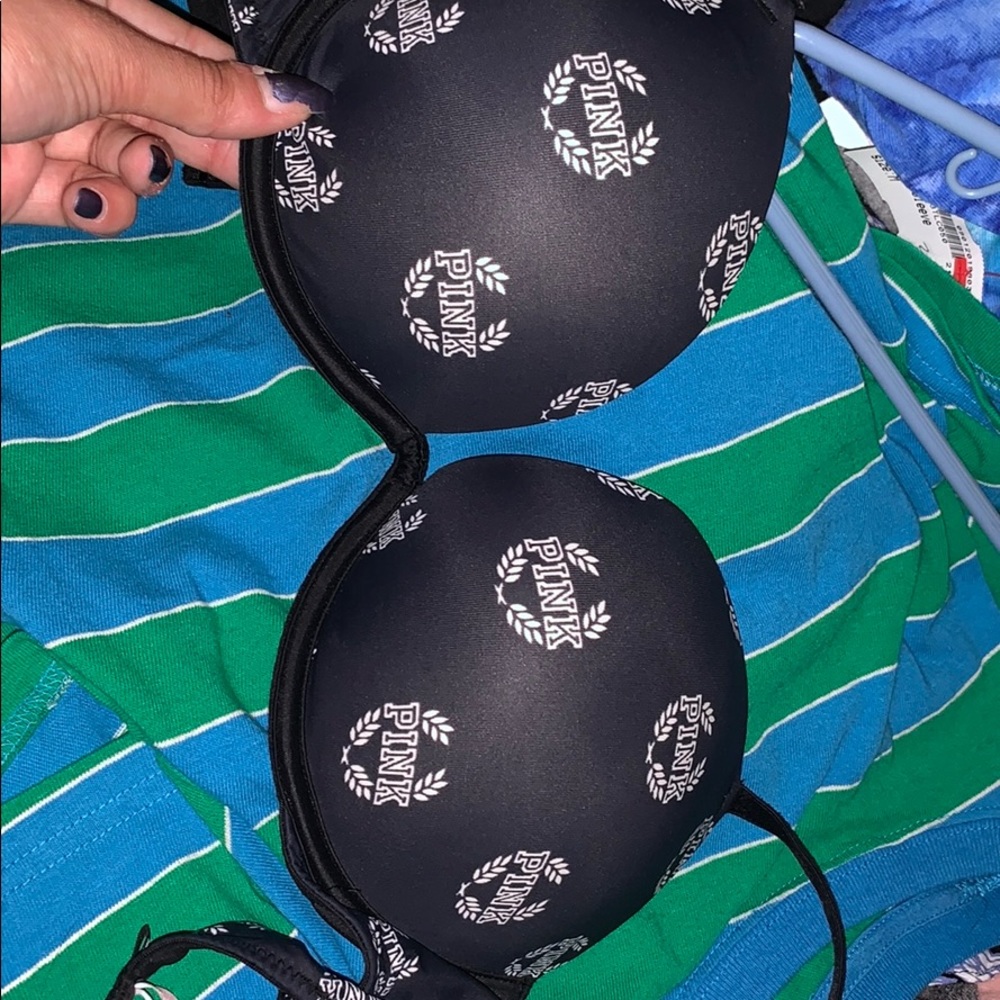 V.S. Pink bra